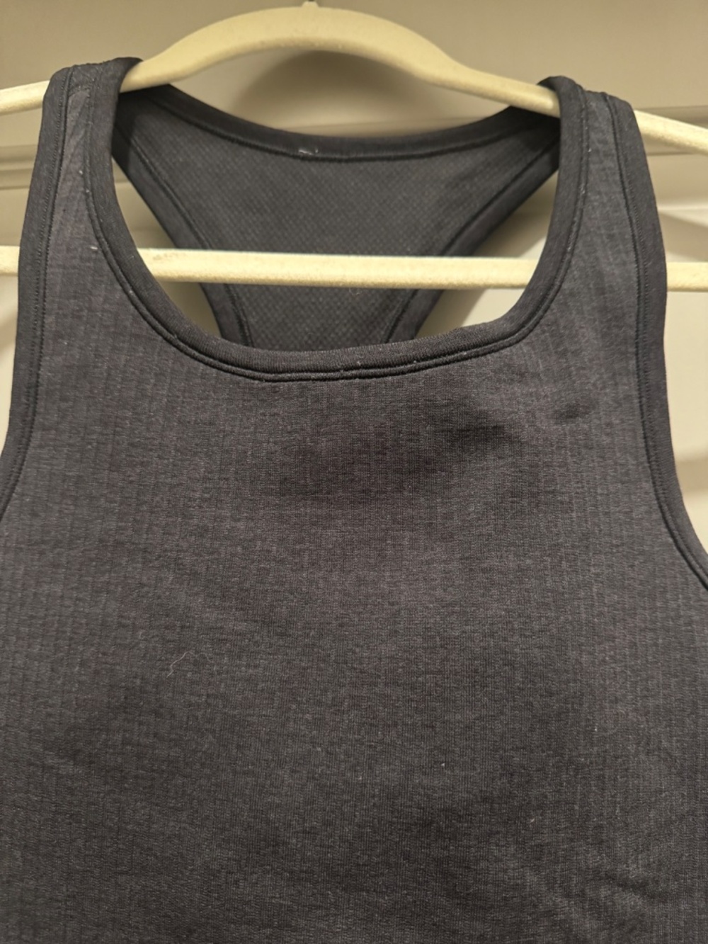 Lululemon - Picture 2 of 3